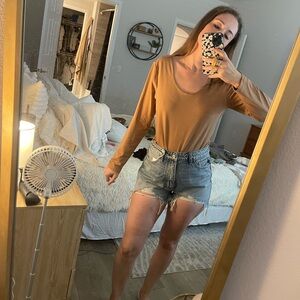 Nuuds Women’s Long Sleeve Scoop Neck Bodysuit - Cinnamon